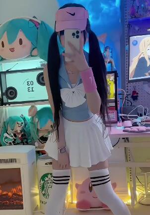 δ������Ԫ����Ů�