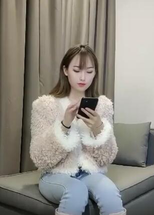 高颜值外围牛仔裤女神