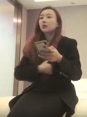 高端外围小姐姐,极品女神肤白