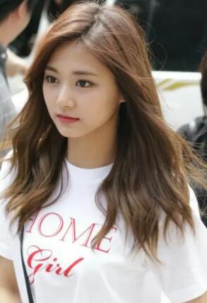 年轻的小婊孑4中文字幕电影