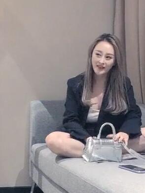 3000网约极品女神肤白貌美粉嫩小樱桃