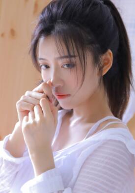 女生回应失业摆摊一天卖5块