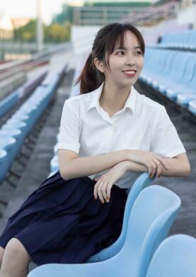 ���Բ������Ƶ���ڸ�