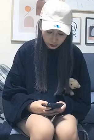 yin荡嗯啊伦交激烈高潮影片视频