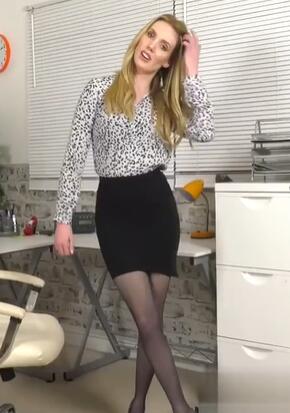 �칫�ҵĺ�˿С�ɰ�