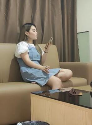 探妹小宝寻妹气质白帽子长腿妹子