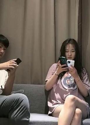 邻家妹妹极品兼职观衆评价小刘亦菲妹子