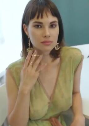 ��ɫ����Ϊ����½��