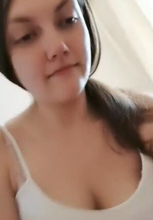 探妹约兼职短发漂亮学生妹年轻