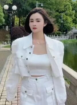 二零二四年六月二十六号_四月下海美女