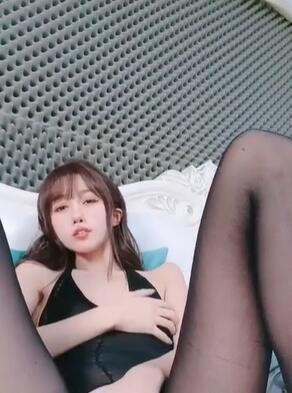 校花女神丝袜控女神身材