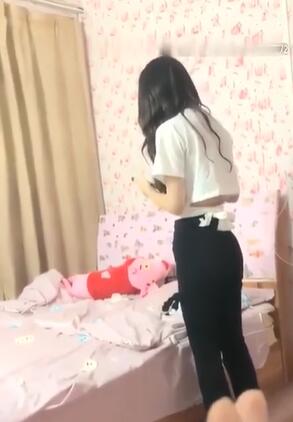 最美纹身女主播