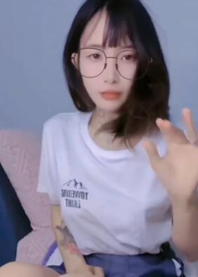 口罩被跳掉了乖乖