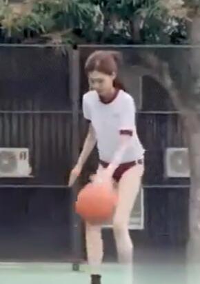 x视界传媒 XSJTC02 同城上门巧遇可爱的马尾学姐 沉湘妮(湘湘)