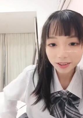 正宗校花简直美到爆炸【小猫天使】