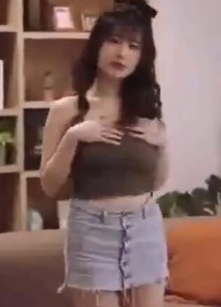 视界传媒 XSJKY057 醉酒爸爸误把女儿当过世李允熙