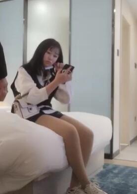 金三角探妹约学生妹02-02
