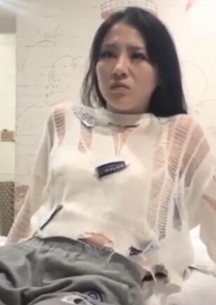 漂亮前女友 别脱走开什么呀我怎么不知道